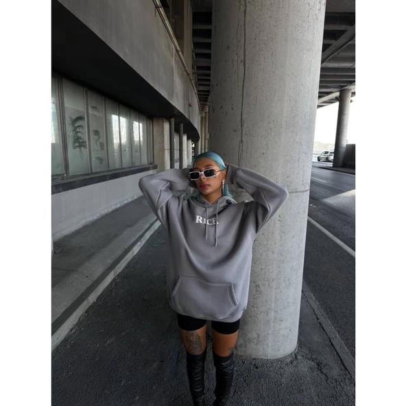 Uzun Kol Kapşonlu Göğüs Baskılı SweatShirt - Gri - 2