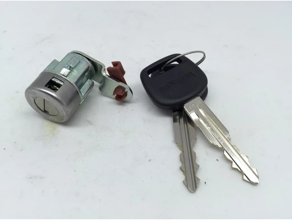 SUZUKİ SWİFT 90-03 ÖN SAĞ KAPI KİLİT ŞİFRESİ