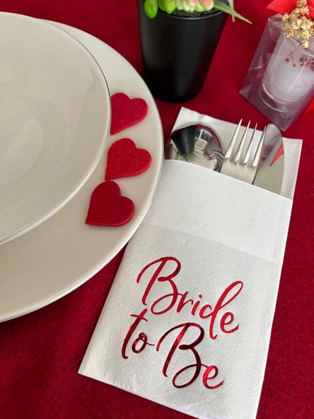 Kırmızı Yaldızlı Beyaz Bride To Be Cepli Aır Touch Peçete 12 lı 40x40 - Resim 2