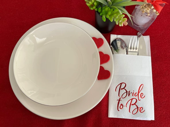 Kırmızı Yaldızlı Beyaz Bride To Be Cepli Aır Touch Peçete 12 lı 40x40 ürün görseli 1