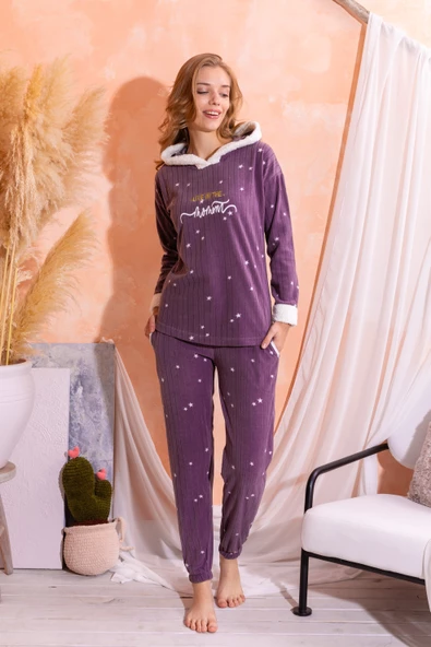 Kapüşonlu  Kışlık Kadın Peluş Polar Pijama Takımı - Yeni Yıl Pijaması - 7