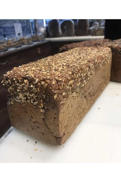 Organik Tahıllı Ekşi Maya Alman Çavdar Ekmeği 500 Gr