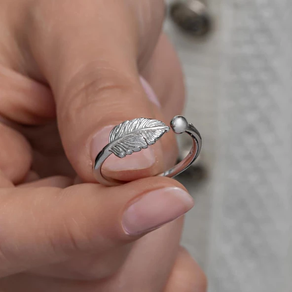 Yaprak Desenli 925 Gümüş Kadın Yüzük - Resim 3