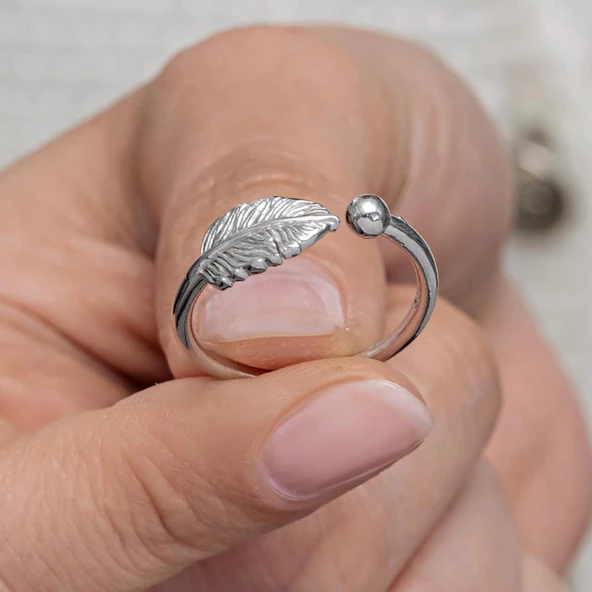 Yaprak Desenli 925 Gümüş Kadın Yüzük - Resim 2