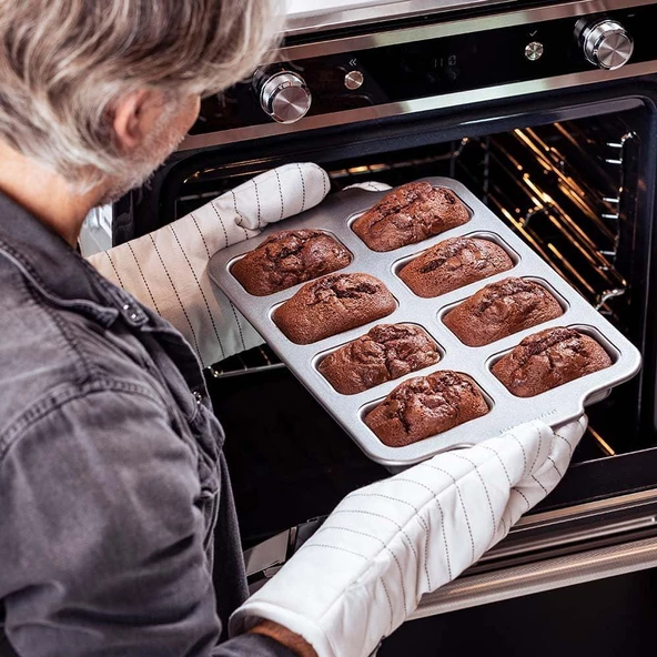 KitchenAid CC006068-001 8´li Mini Dikdörtgen Kek Kalıbı - 5