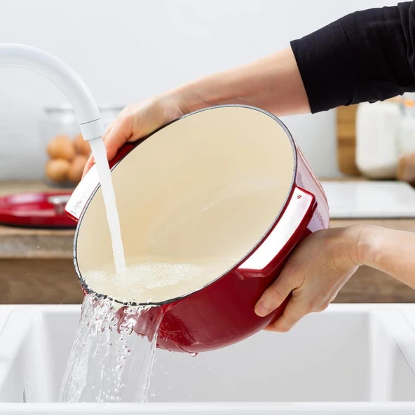 KitchenAid CC006063-001 5.6 Litre 30 cm. Oval Döküm Demir Tencere - Kırmızı - 8