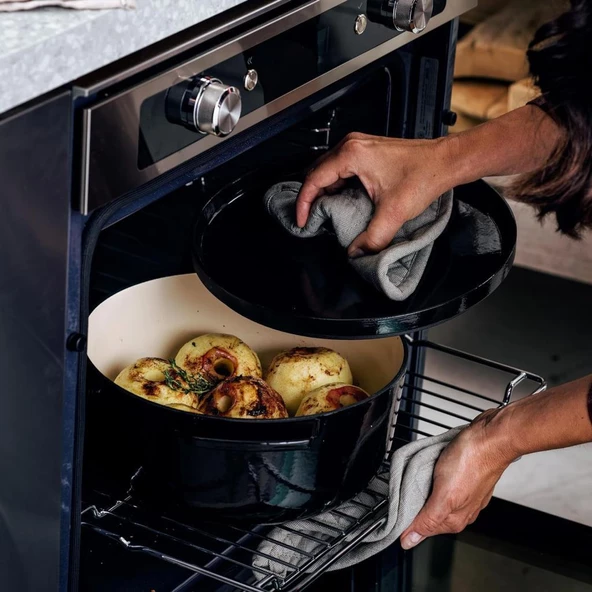 KitchenAid CC006061-001 5.2 Litre 26 cm. Döküm Demir Tencere - Siyah - 7