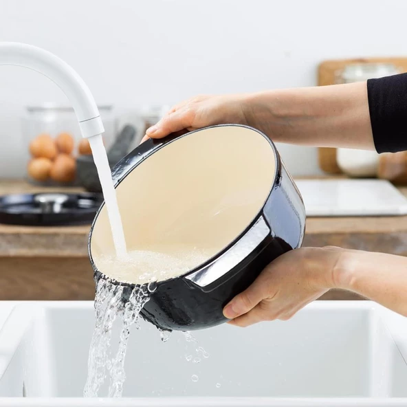 KitchenAid CC006058-001 3.3 Litre 22 cm. Döküm Demir Tencere - Siyah - 7