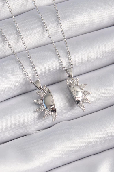 316L Çelik Gümüş Renk Zirkon Taşlı Güneş Model İşleme Yazı Detay Arkadaşlık Kolyesi ürün görseli 1