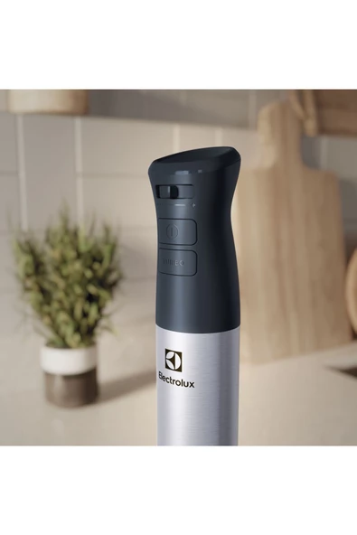 Electrolux E5HB2-8SS Blender Set, 1000 W, Turbo Fonksiyonlu, Paslanmaz Çelik, Çok Yönlü Aksesuar Seti - 2