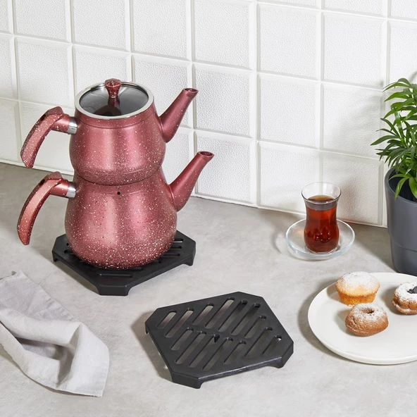 Periboia Isıya Dayanıklı Plastik Kare Nihale Tencere Tava Çaydanlık Altlığı