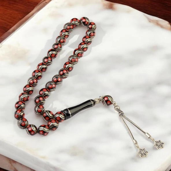 Küre Kesim 10x10 mm İşlemeli Erzurum Oltu Taşı Gümüş Püsküllü Tesbih ürün görseli 1