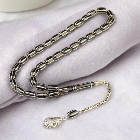 Kapsül Kesim 10x7 mm İşlemeli Erzurum Oltu Taşı  Gümüş Püsküllü Tesbih ürün görseli 1