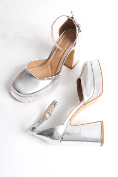 Bisse Gümüş Önü Kapalı Yüksek Kalın Platform Topuklu Abiye Ayakkabı - Resim 2