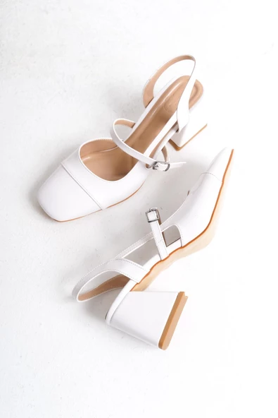 Tenba Beyaz Rugan Mary Jane Kalın Topuklu Küt Burun Bantlı Ayakkabı - Resim 2