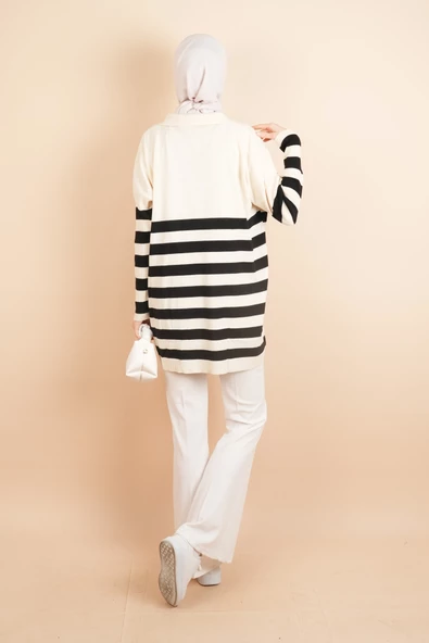 V Yakalı Üst Gömlek Yaka Çizgili Basic Tunik Kazak Bej - 4