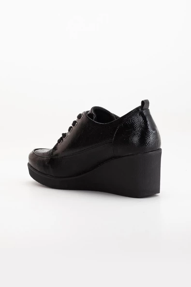 Kadın Dolgu Topuklu Ayakkabı Siyah Rugan Fermuarlı Bağcıklı - Resim 5