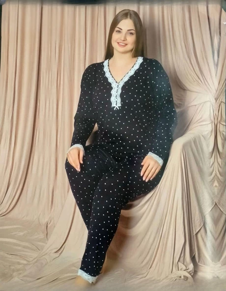 Pijamoni Kadın Viskon Büyük Beden Uzun Kol V Yakası Nakışlı İnce Pijama Takımı 7525/4 - 1 Adet  Siyah 5XL