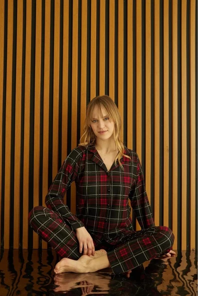 Pijamoni Kadın Süet Önden Düğmeli Likralı Pijama Takımı 5 - 1 Adet  Bordo 2XL