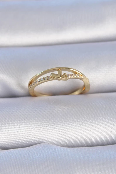 Pirinç Gold Renk Zirkon Taşlı Kalp Model Kadın Yüzük ürün görseli 1