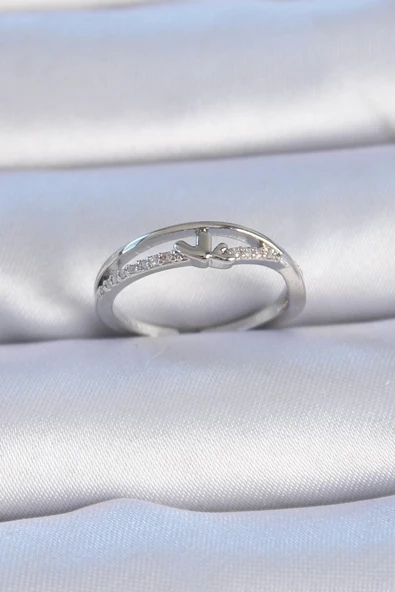 Pirinç Gümüş Renk Zirkon Taşlı Kalp Model Kadın Yüzük ürün görseli 1