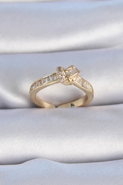 Pirinç Gold Renk Zirkon Taşlı Düğüm Model Kadın Yüzük - EBJ241012W28585 ürün görseli