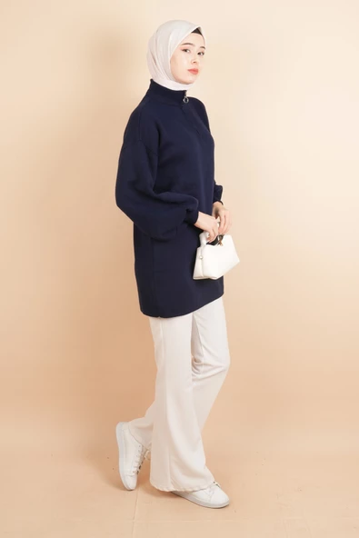 Balon Kol Düz Basic Hakim Yaka Fermuarlı Tunik Kazak Lacivert - 3