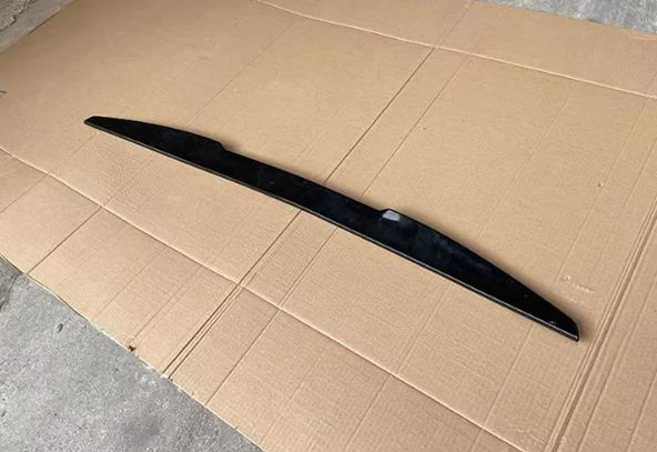 Volvo XC60 Uyumlu Spoiler PianoBlack 2018-2021 - 2