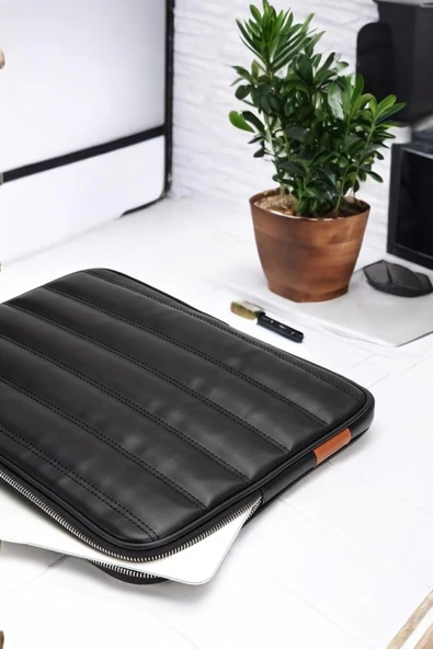 Kapitone 15-16" İnç Çizgili Siyah Notebook Tablet Laptop Kılıfı - 6