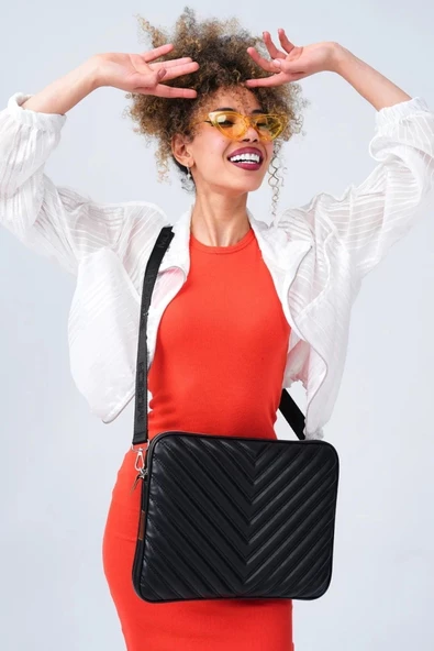 Omuz Askılı Macbook Air Pro 13.3-14" İnç Siyah Notebook Laptop Kılıfı - 6