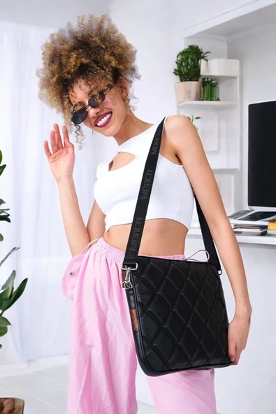 Kapitone 15-16" İnç Siyah Notebook Tablet Laptop Kılıfı - 5