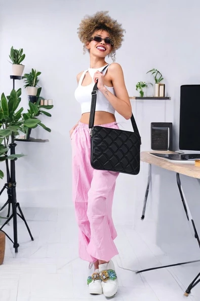 Kapitone 15-16" İnç Siyah Notebook Tablet Laptop Kılıfı - 2