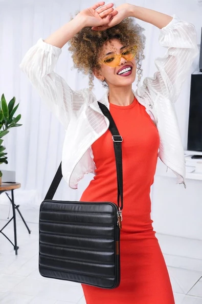 Kapitone 15-16" İnç Çizgili Siyah Notebook Tablet Laptop Kılıfı - 2