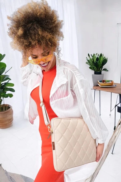 Kapitone 15-16" İnç Bej Notebook Tablet Laptop Kılıfı - 2