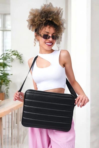 Kapitone Macbook Air Pro 13.3 & 14 Çizgili Siyah İnç Laptop Tablet Kılıfı - 2