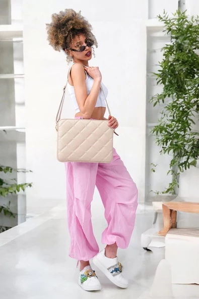 Kapitone Macbook Air Pro 13.3 & 14 İnç Bej Laptop Tablet Kılıfı - 4