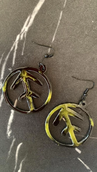 Siyah Sarı Renkli Ebruli Yuvarlak Şekil Yay Burcu Siyah Aksesuarlı Epoksi Küpe El Yapımı Hediyelik - Resim 8