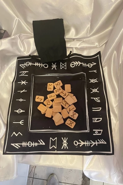 Rune Semboli Taşları Run Taşları Örtüsü Sunak Nordic Runes Örtüsü Sunağı ve Taşları Seti - 3