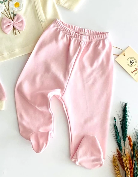 Neşeli Bebekler Kabartma Çiçek Desen Fiyonklu Önden Çıtçıtlı Kendinden Eldivenli Bereli Yeni Doğan Penye Takım - Resim 3