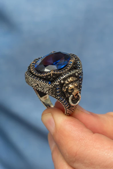 Parlament Mavisi Taşlı Aslan Kapı Tokmak Motifli 925 Gümüş Erkek Yüzük - Resim 4