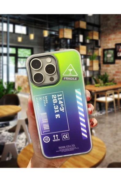 Powerfox iPhone 15 Pro Uyumlu Hassas Tuşlu Hologramlı Kılıf