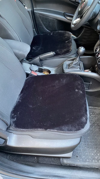 Yumuşak Tüylü Peluş Serme Oto Koltuk Koruyucu Minder Ön 2'li Siyah