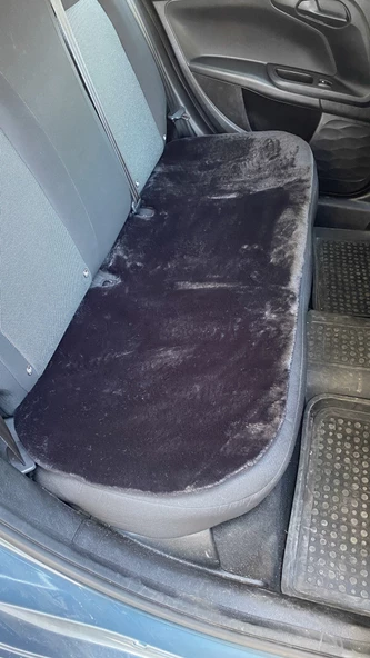 Yumuşak Tüylü Peluş Serme Oto Koltuk Koruyucu Minder Arka Siyah