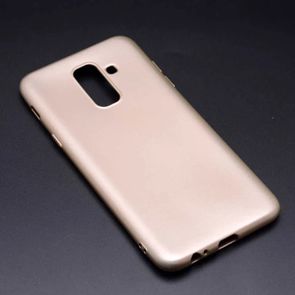 Samsung Galaxy J8 - Kılıf Mat Soft Premier Silikon Kapak