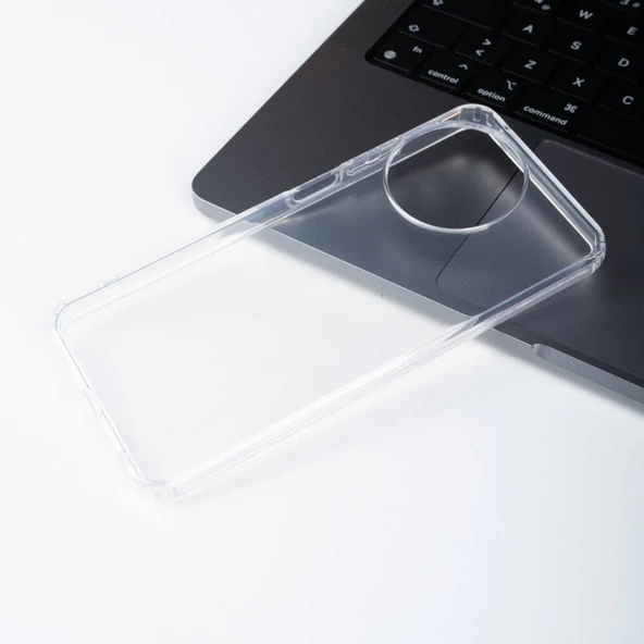 Realme 11 4G - Kılıf Slim Fitt 2mm Anti Shock Silikon - 4