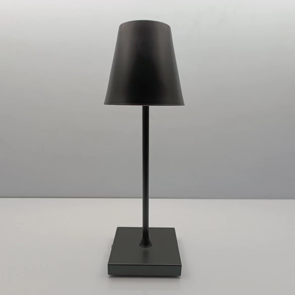 Konik Şapka Metal Şarjlı Masa Lambası Siyah - 2