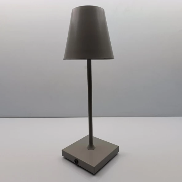 Konik Şapka Metal Şarjlı Masa Lambası Gri - 3