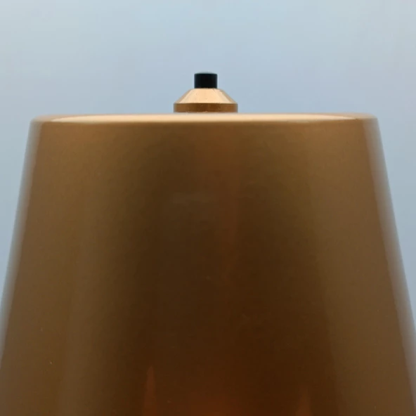 Konik Şapka Masa Lambası Metal Gold Gövde Şarjlı - 5