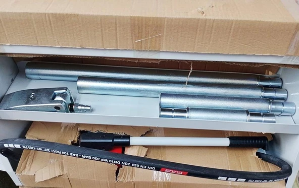 Armak AB110 Hidrolik Oto Kaporta Doğrultma Takımı 10 Ton - 4
