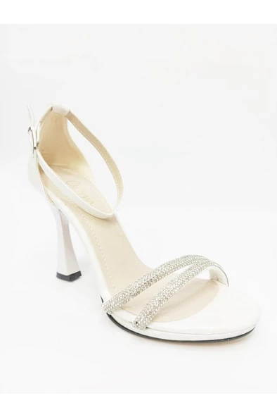 Gizem 803 Parlak Deri Kare Topuk Taşlı Kadın Sandalet - Resim 4